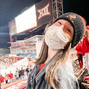 Meet your Posher, Hailey